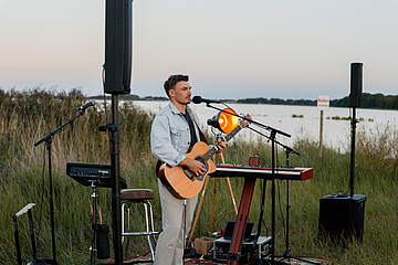 Outdoor-Events & Zeltlocations direkt am Wasser